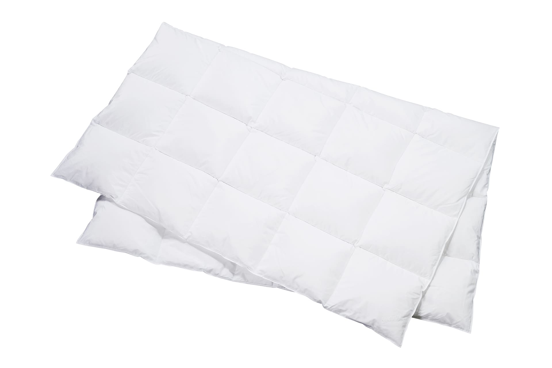 dauny-white-edition-duvet-daunenduvet-caro-satin-medium_gefaltet